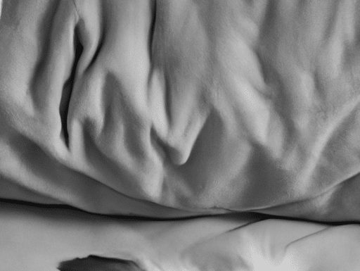 the difference between down and feather pillows