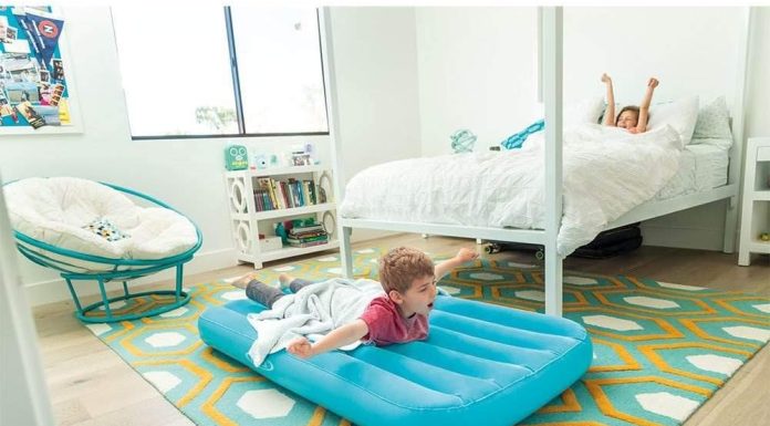 intex 66803ep cozy kidz inflatable airbed fiber tech velvety soft surface carry bag included color may vary 345 x 62 x 7 2